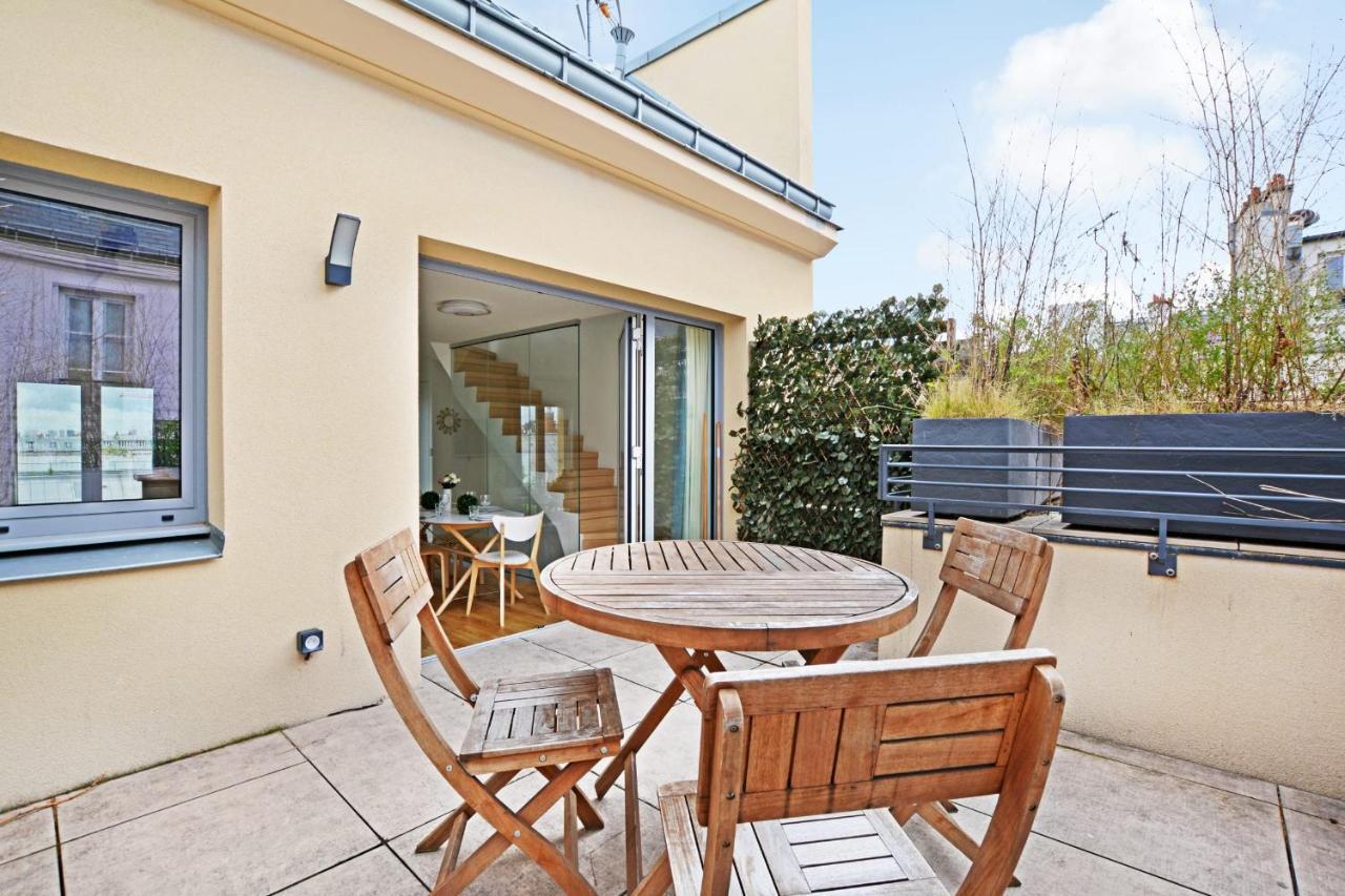 Exceptional Triplex With Terrace - Montmartre Apartment Париж Екстериор снимка