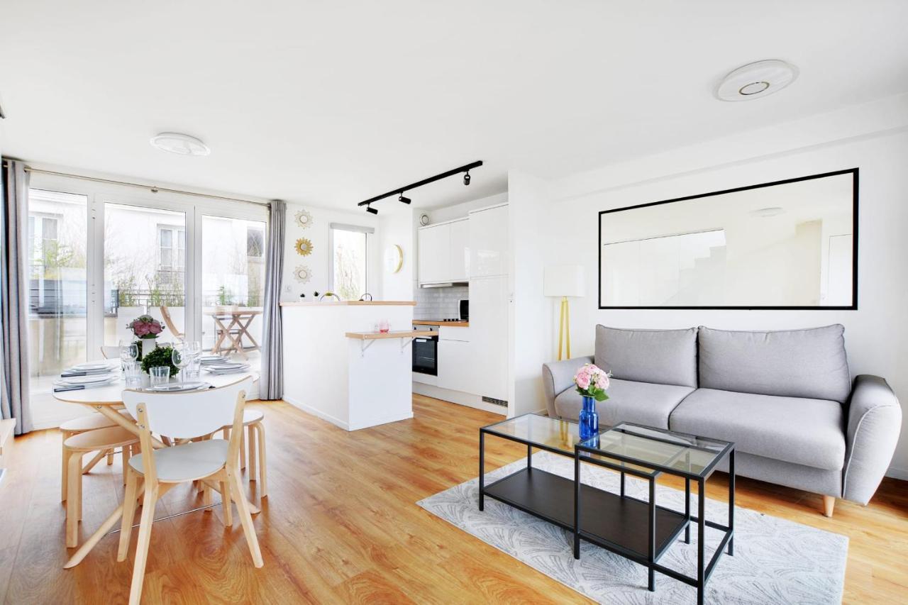 Exceptional Triplex With Terrace - Montmartre Apartment Париж Екстериор снимка