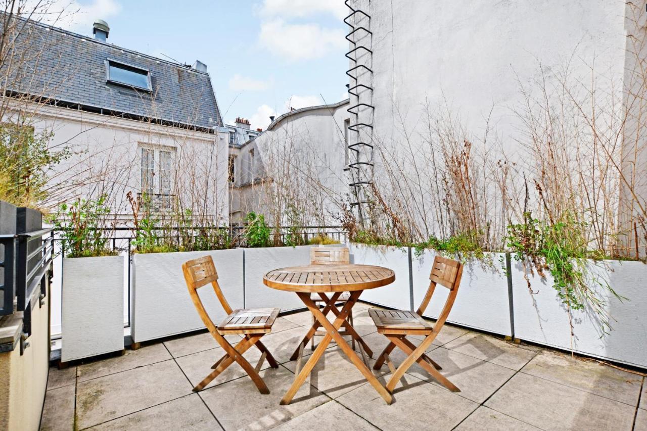Exceptional Triplex With Terrace - Montmartre Apartment Париж Екстериор снимка