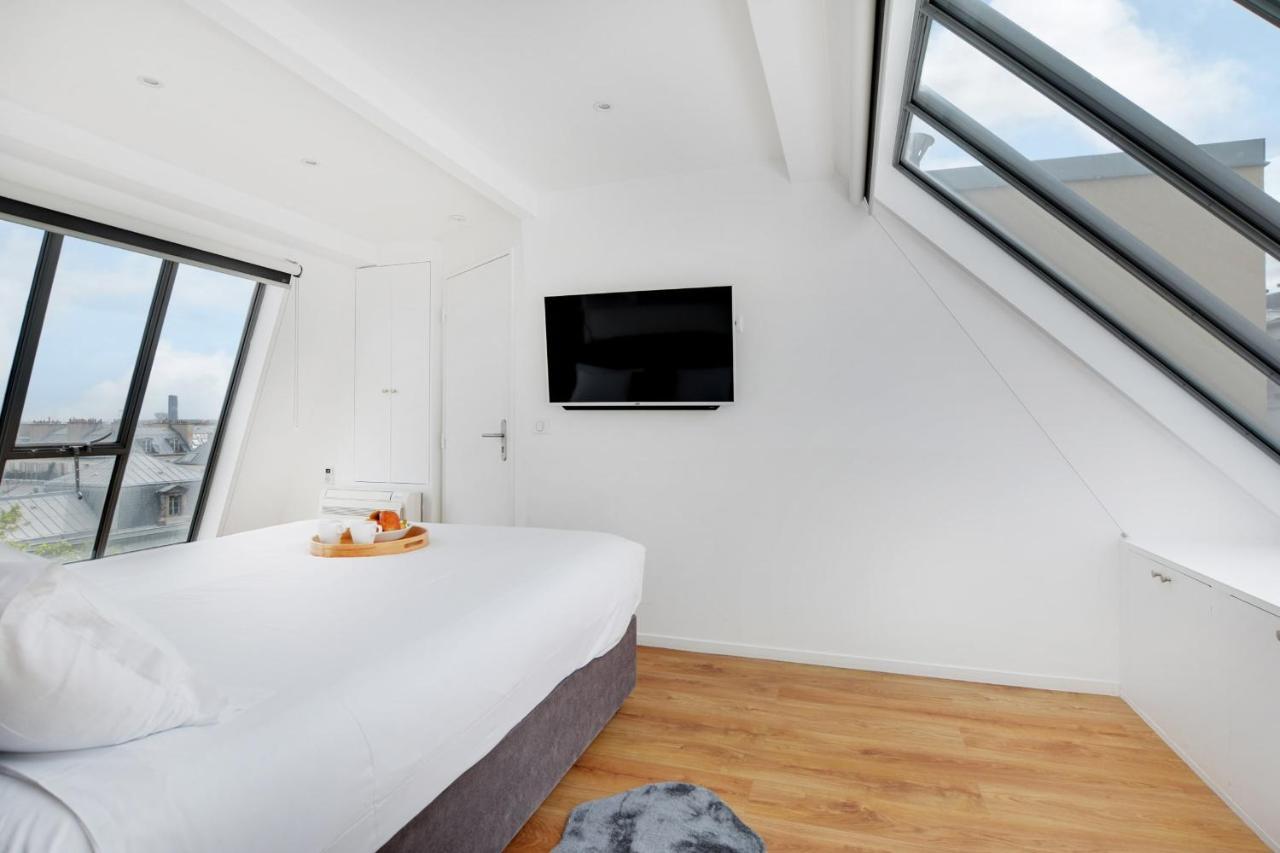 Exceptional Triplex With Terrace - Montmartre Apartment Париж Екстериор снимка